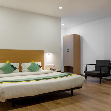 Treetops Inn Ченнаи Экстерьер фото